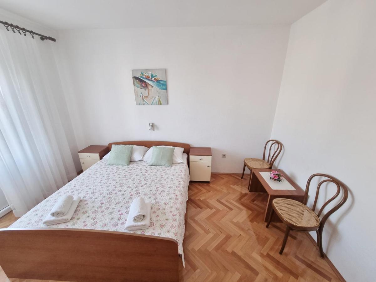 Apartman Bidol Makarska Buitenkant foto